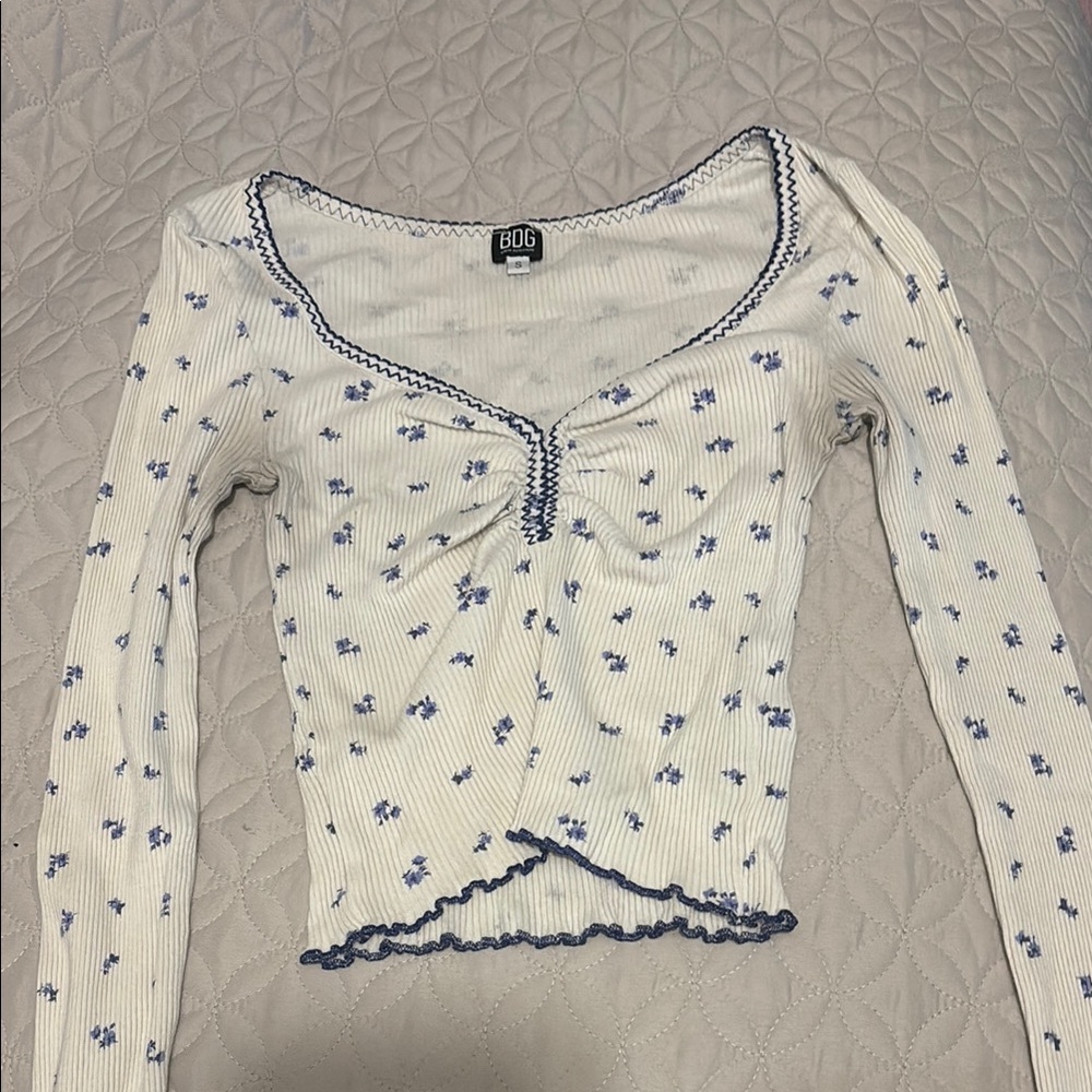 BDG White and Blue Floral Women's Top